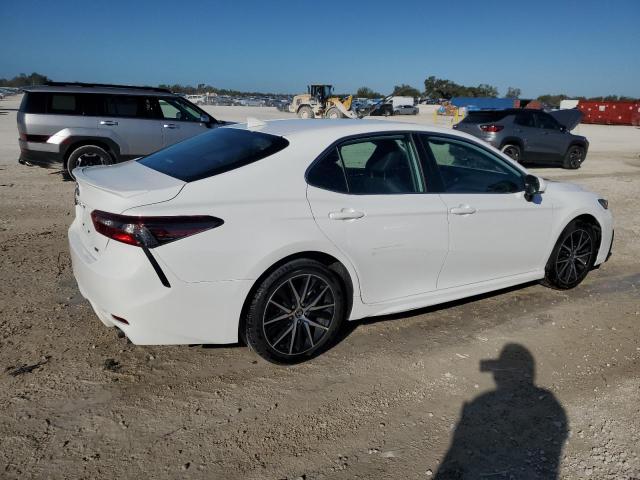  TOYOTA CAMRY 2023 White