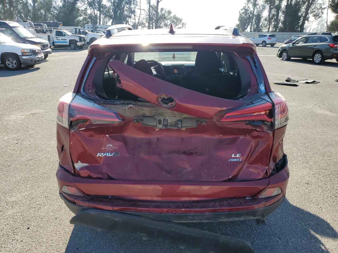 2018 Toyota RAV 4 - Image 6