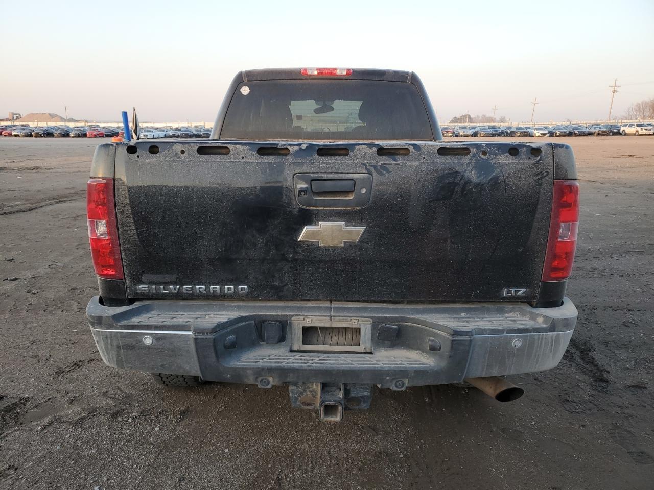 2011 Chevrolet Silverado - Image 6