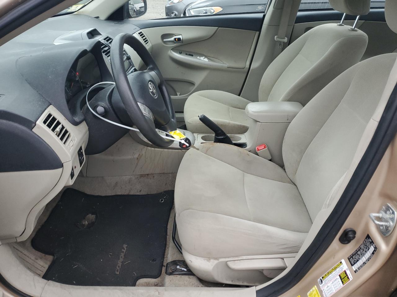 2012 Toyota Corolla Base VIN: 2T1BU4EEXCC854352 Lot: 84498174