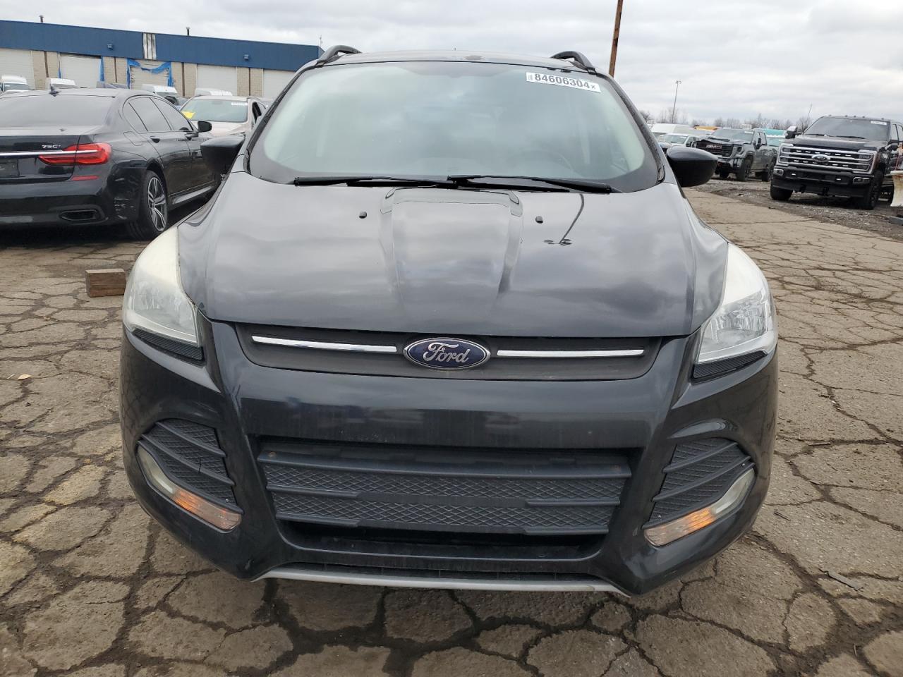 VIN 1FMCU9GX7EUB77472 2014 FORD ESCAPE no.5