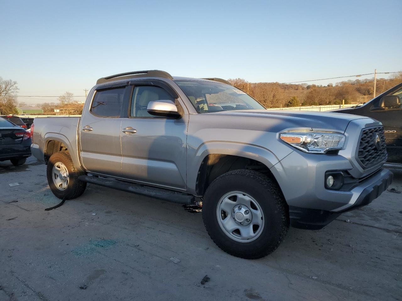 VIN 5TFAX5GN1HX103090 2017 TOYOTA TACOMA no.4