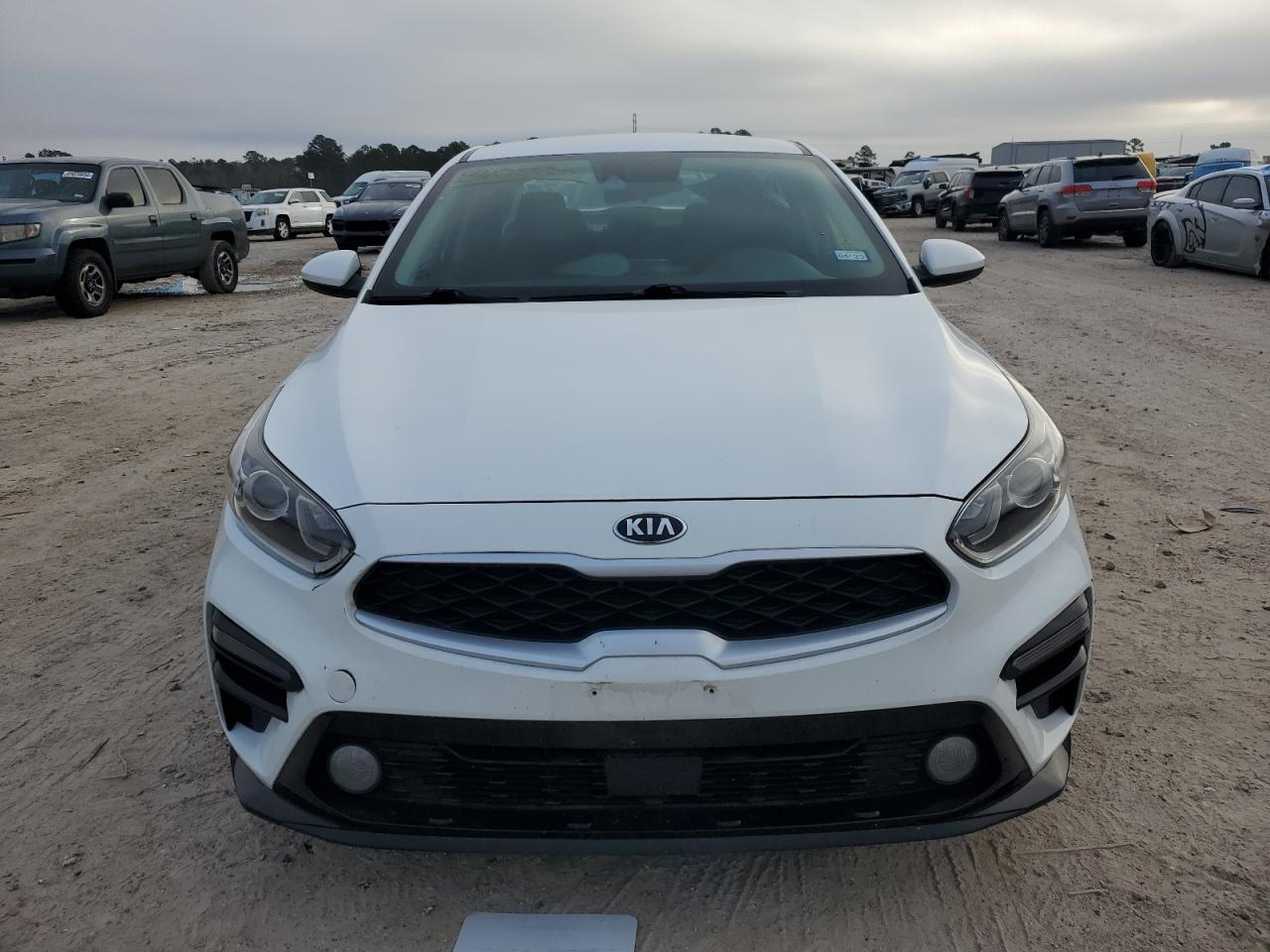 VIN 3KPF24AD6ME356611 2021 KIA FORTE no.5