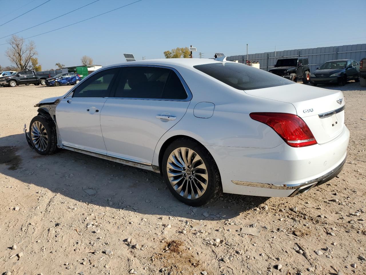 2018 Genesis G90 - Image 2