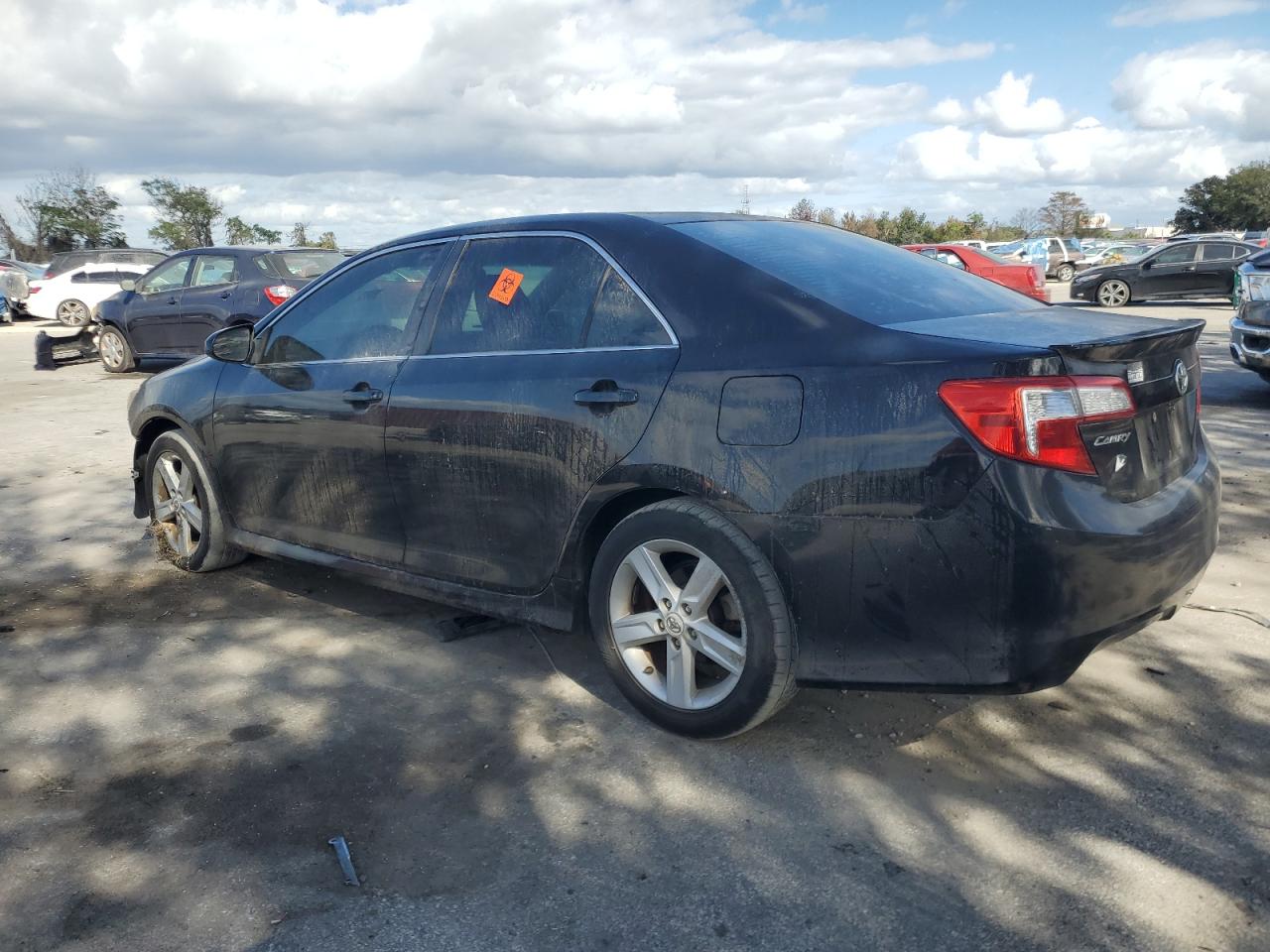 VIN 4T1BF1FK7DU212331 2013 TOYOTA CAMRY no.2