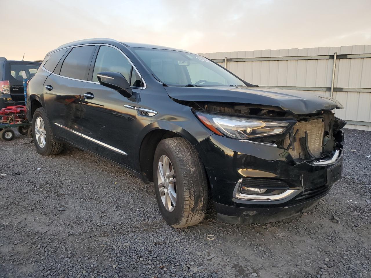 VIN 5GAERBKW3JJ276016 2018 BUICK ENCLAVE no.4