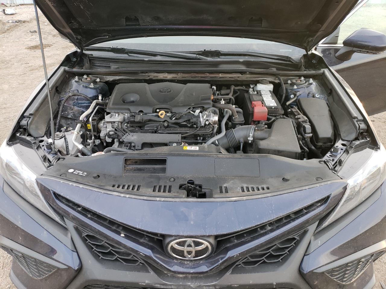 2022 Toyota Camry - Image 11