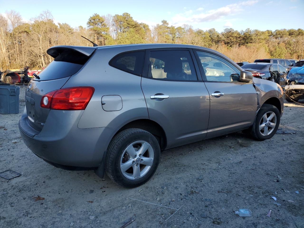 2010 Nissan Rogue - Image 3