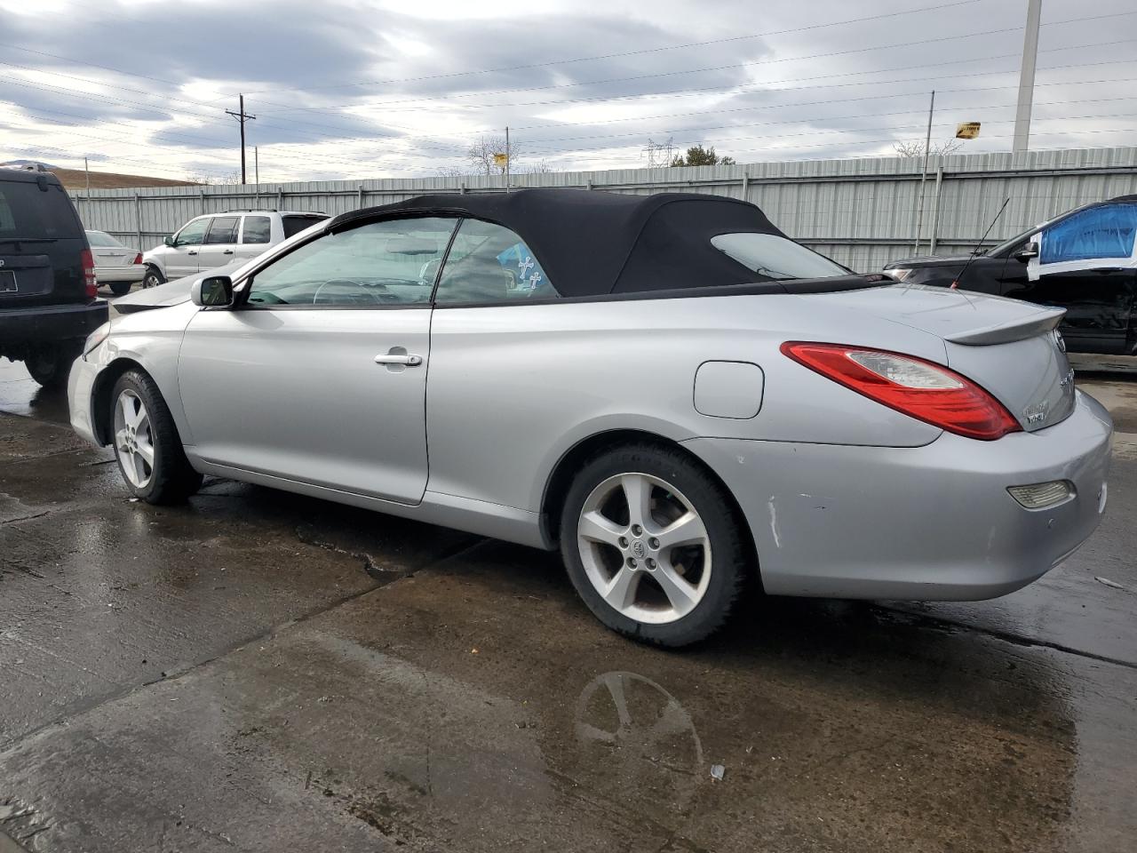 2007 Toyota Camry Solara - Image 2
