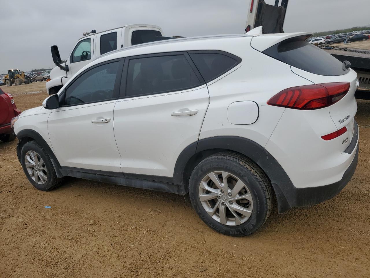 2021 Hyundai Tucson - Image 2