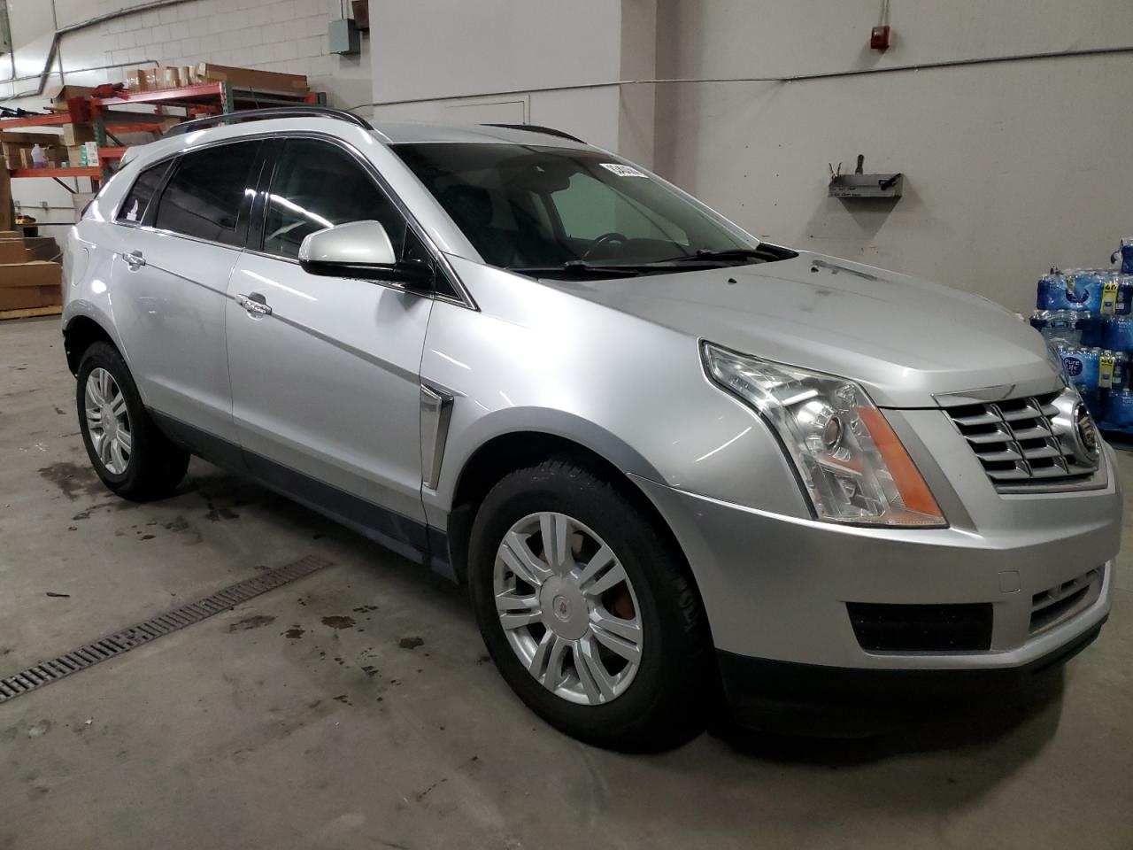 VIN 3GYFNAE32GS537793 2016 CADILLAC SRX no.4