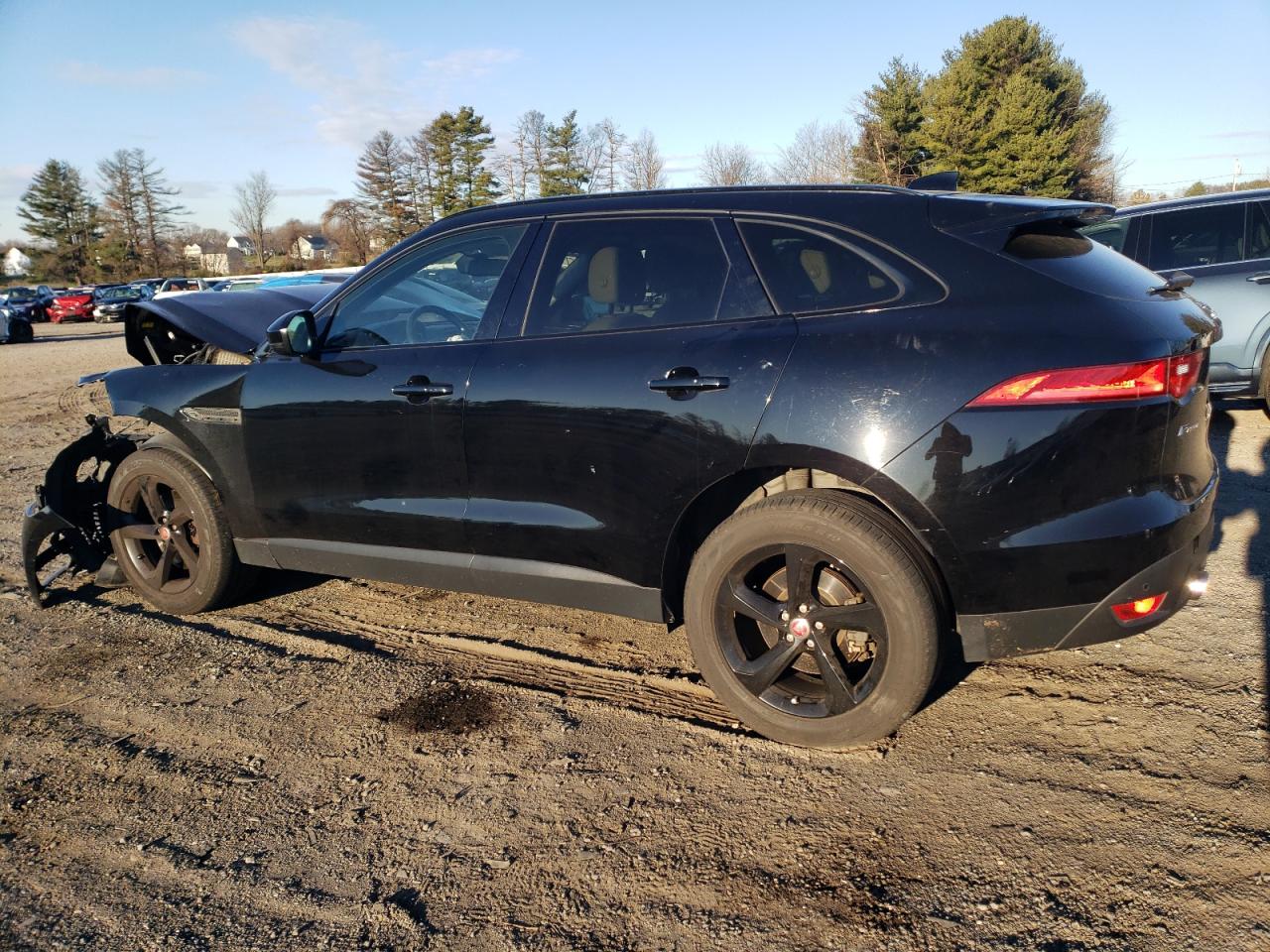 2017 Jaguar F-Pace - Image 2