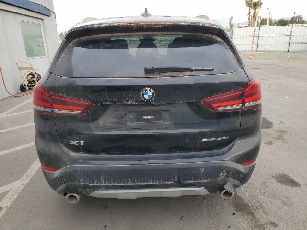 VIN WBXJG7C03M5S82828 2021 BMW X1 no.6