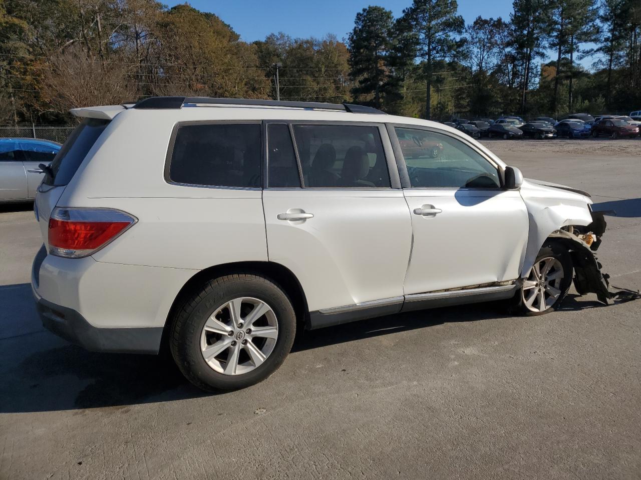 2011 Toyota Highlander - Image 3