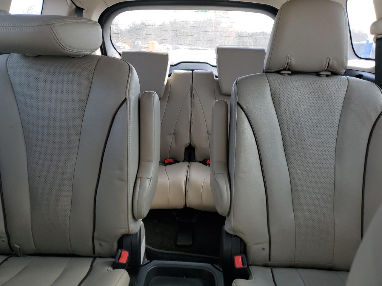 2015 Mazda 5 - Image 10