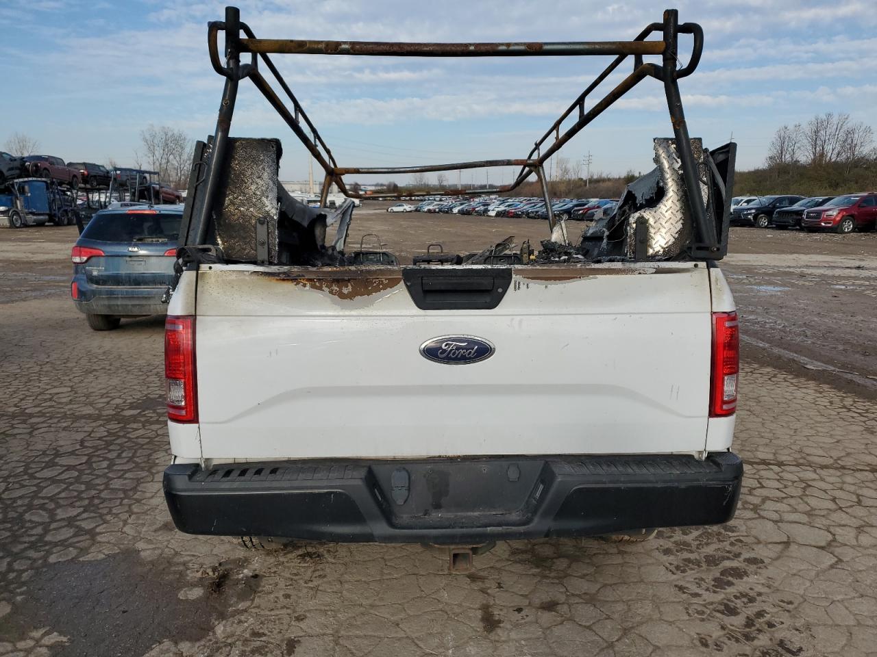 2017 Ford F150 VIN: 1FTMF1C86HKC43450 Lot: 82763974