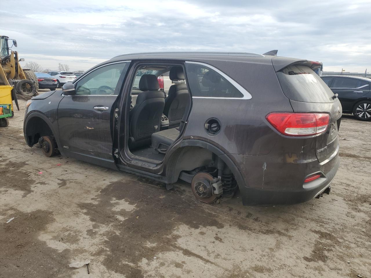 2016 Kia Sorento - Image 2