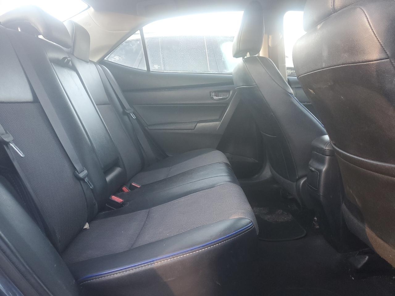 2017 Toyota Corolla - Image 10