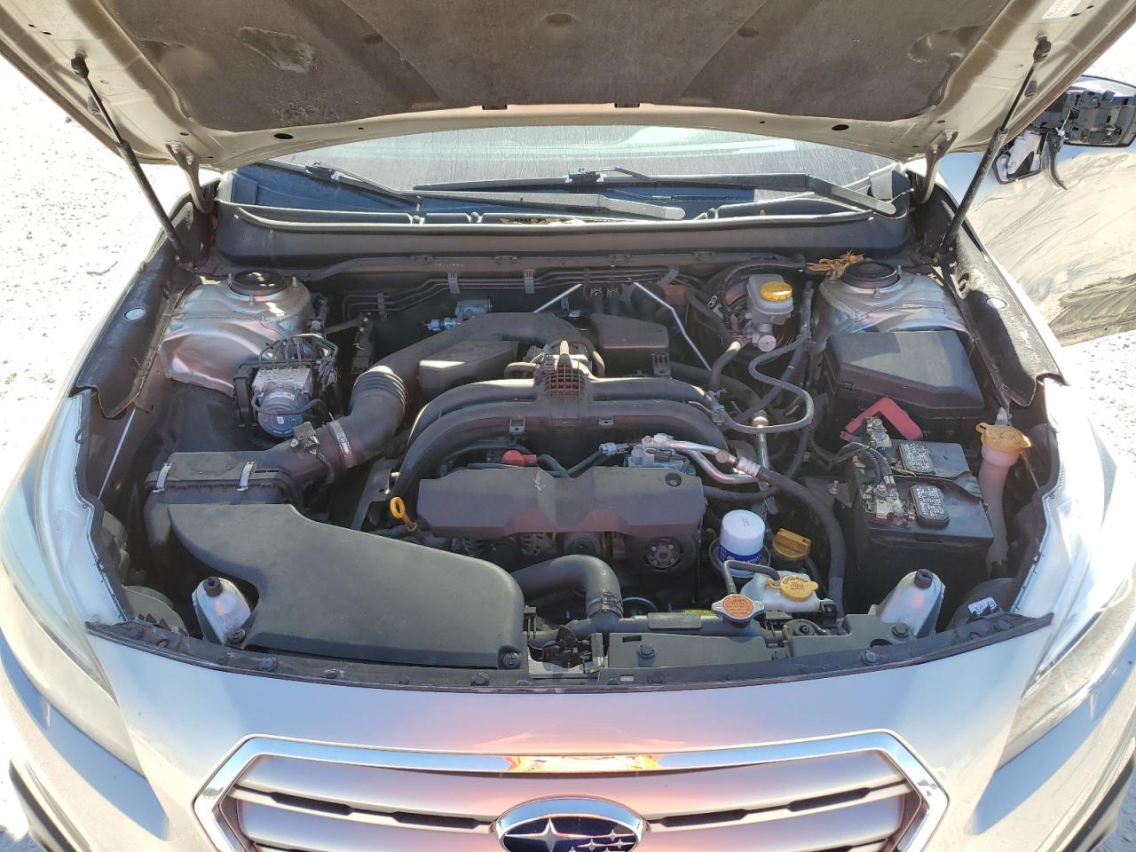 2015 Subaru Outback - Image 11