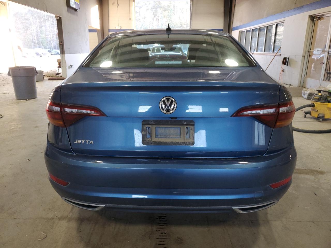 2019 Volkswagen Jetta - Image 6