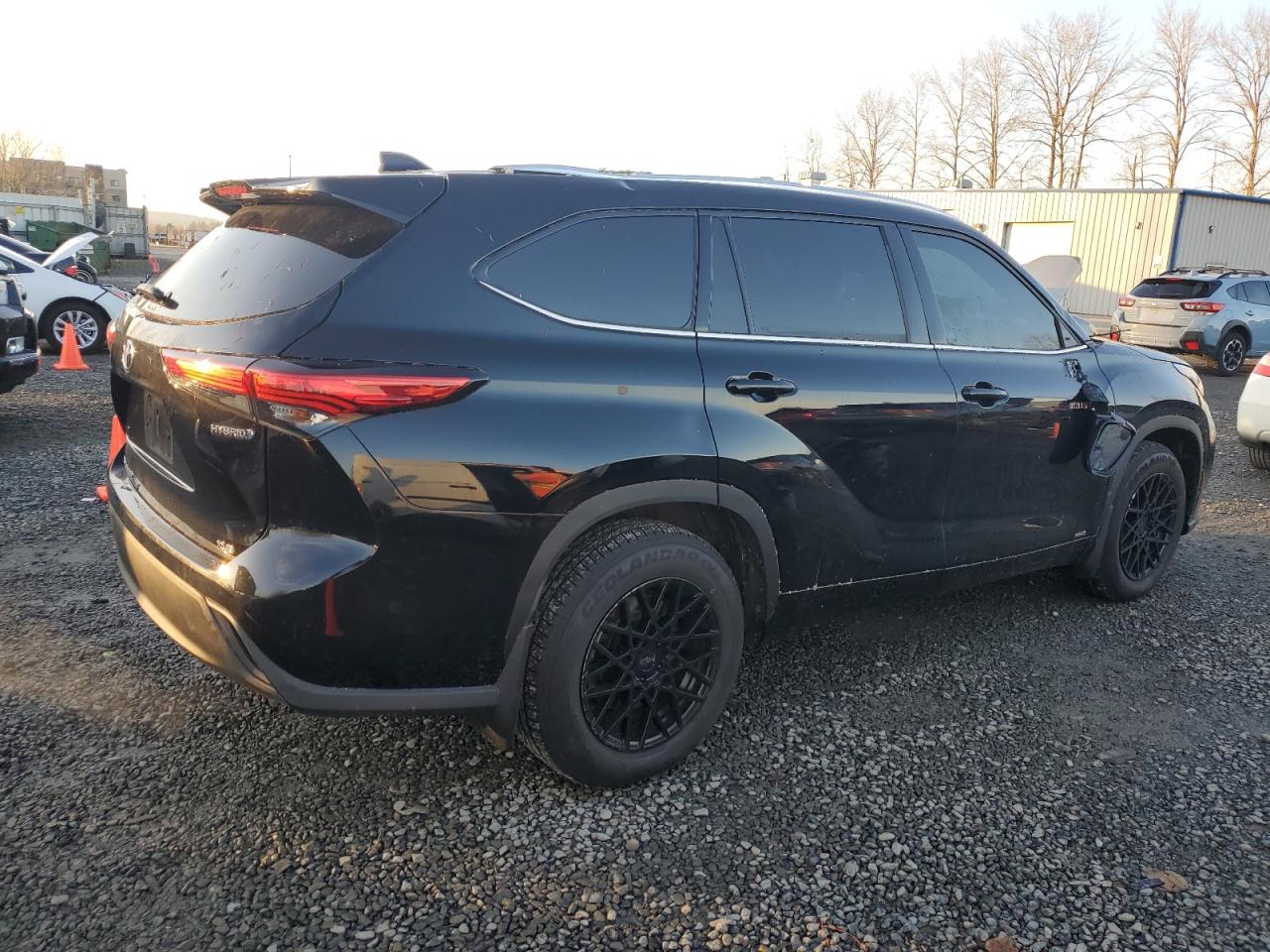 2021 Toyota Highlander - Image 3