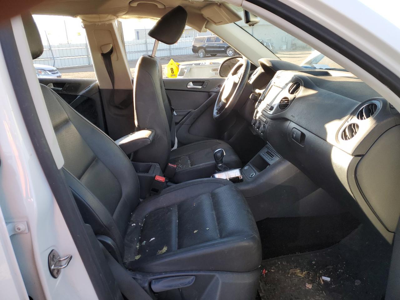 Фото: WVGBV7AX8HK025710 - 7