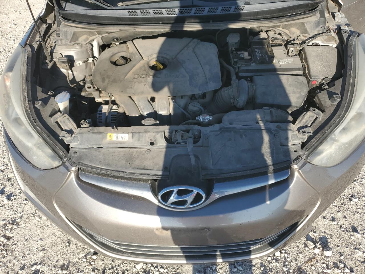 2014 Hyundai Elantra - Image 11