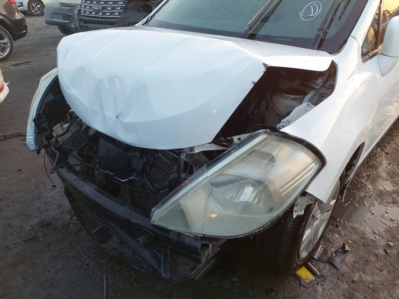 3N1BC1A63BK216075 - 2011 Nissan TIIDA - #84777334