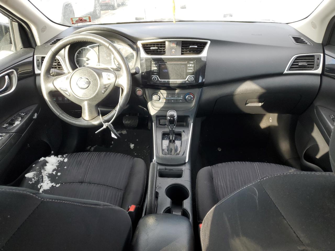 2017 Nissan Sentra - Image 8
