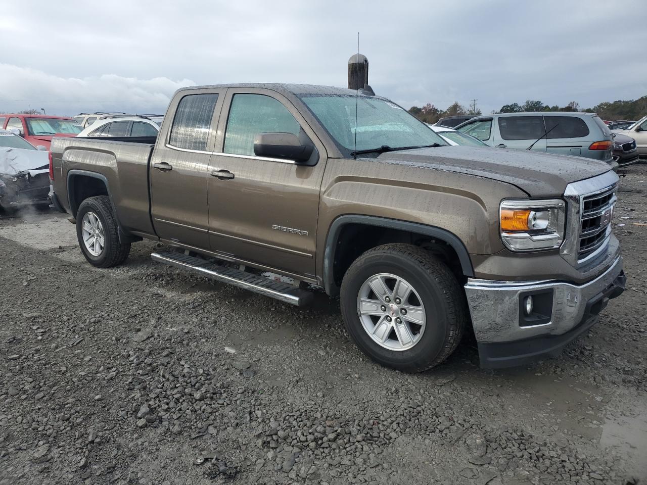 VIN 1GTR1UEC8FZ340564 2015 GMC SIERRA no.4