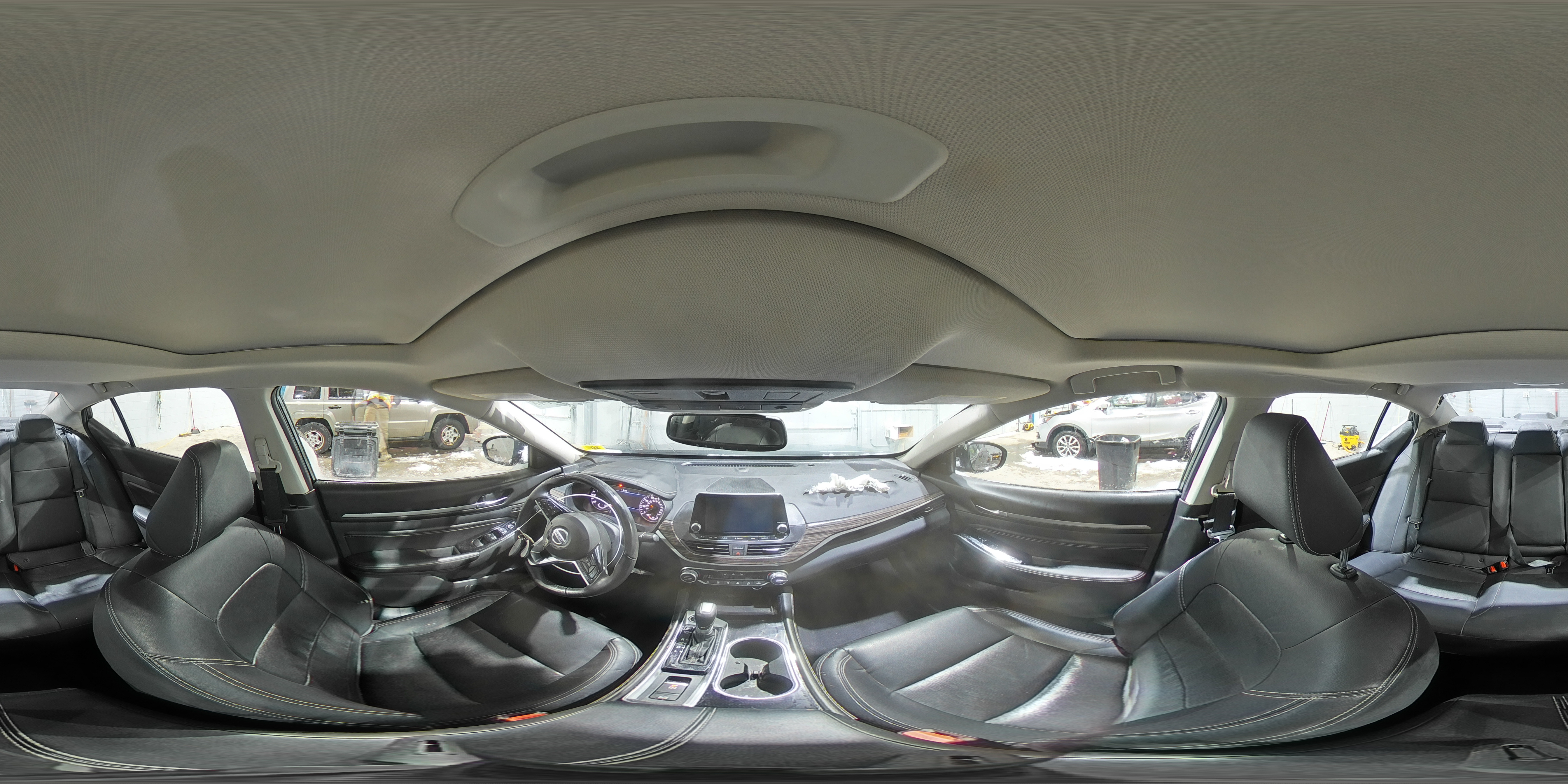 2021 Nissan Altima - Image 14