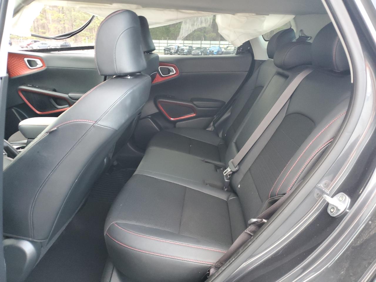2021 Kia Soul - Image 12