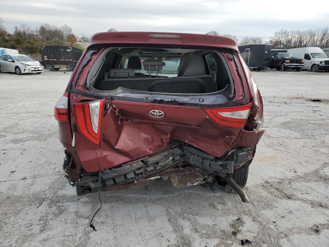 2016 Toyota Sienna - Image 6