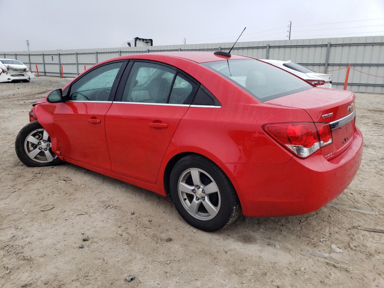 VIN 1G1PE5SB5G7156282 2016 CHEVROLET CRUZE no.2