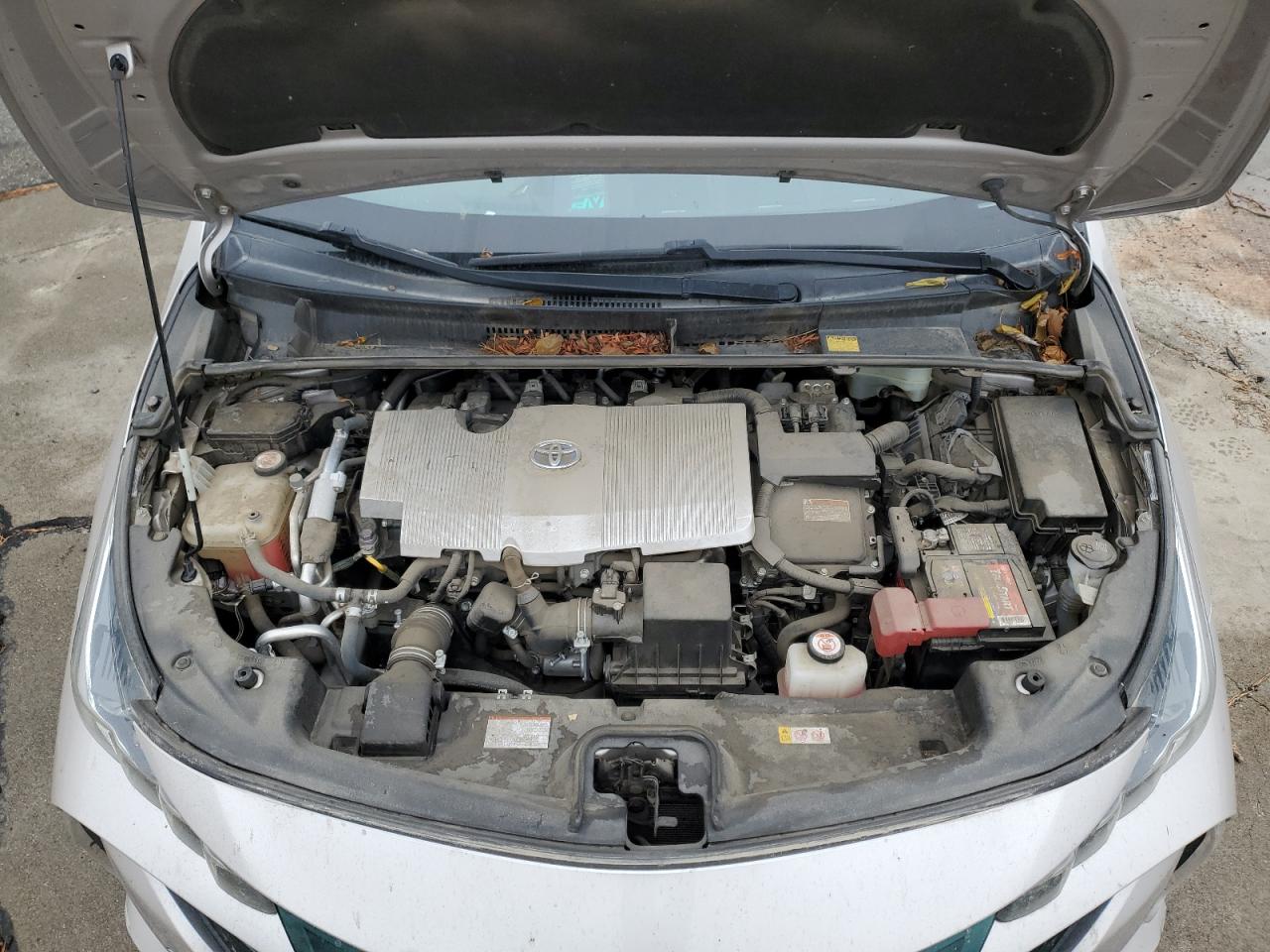 2017 Toyota Prius - Image 11