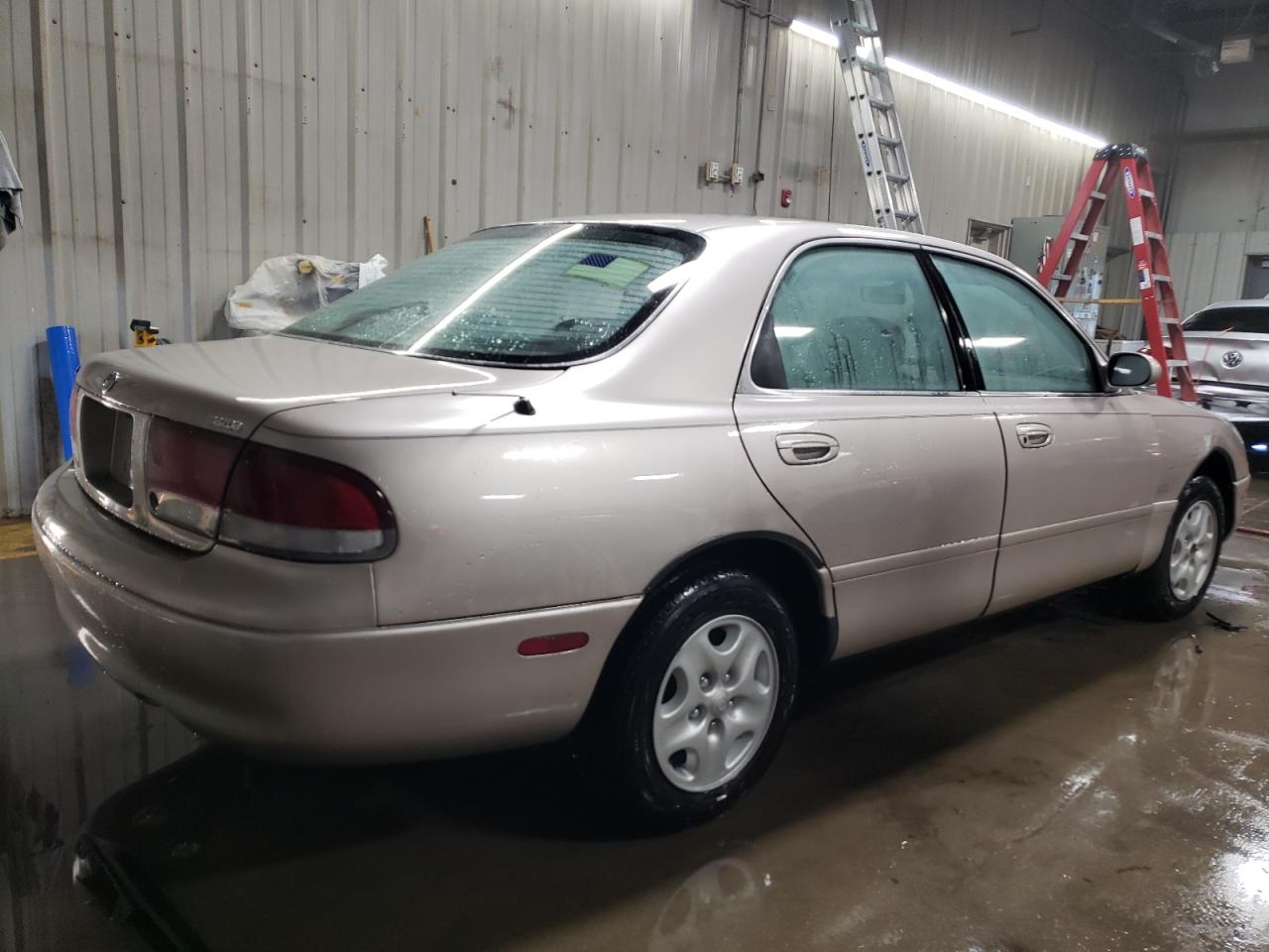 1993 Mazda 626 - Image 3