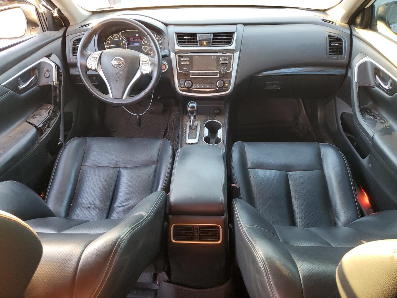 2018 Nissan Altima - Image 8