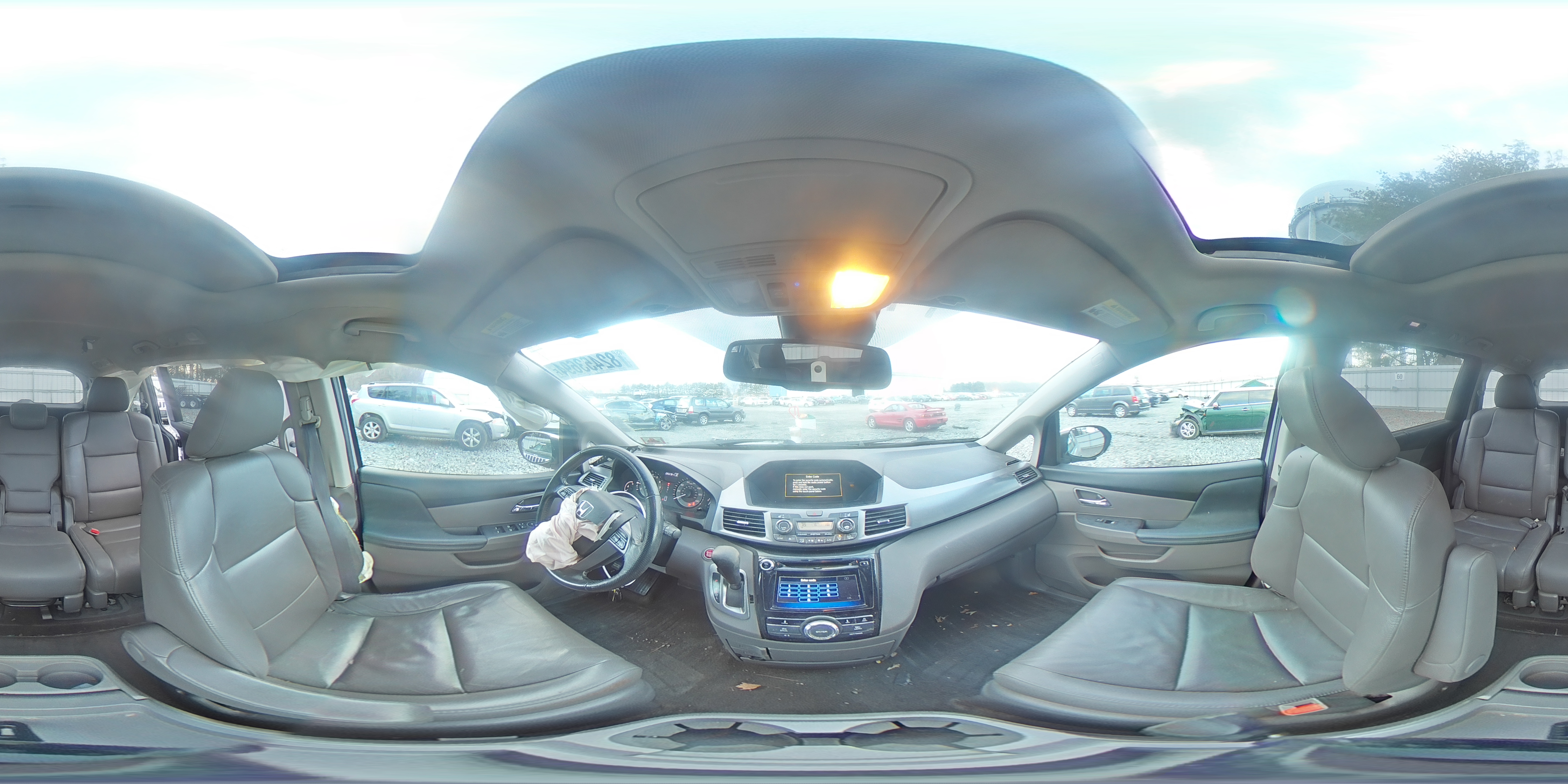 2014 Honda Odyssey - Image 14