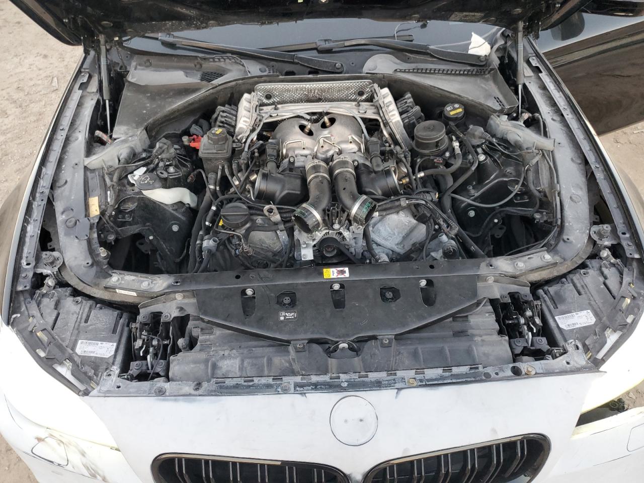 2016 BMW M5 - Image 11