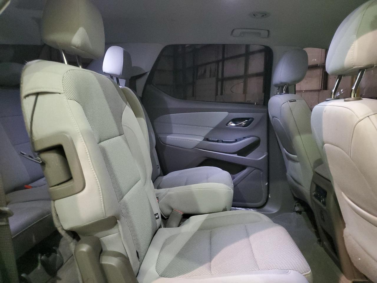 2019 Chevrolet Traverse - Image 11