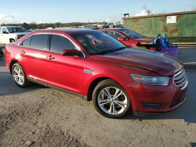  FORD TAURUS 2014 Красный