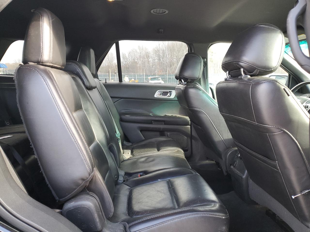 2013 Ford Explorer - Image 11