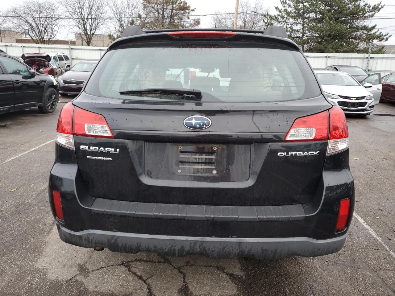 2011 Subaru Outback - Image 6