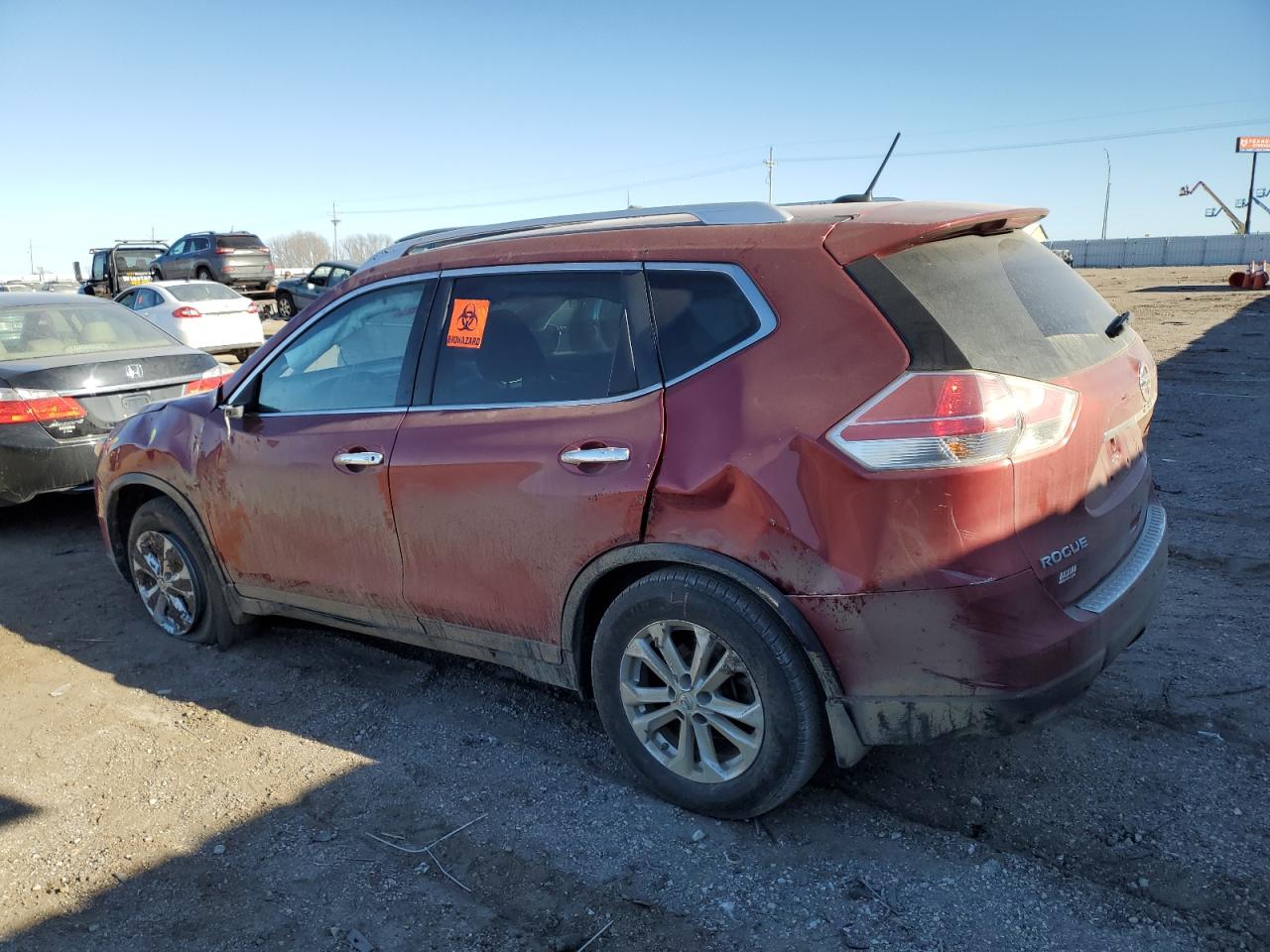 2015 Nissan Rogue - Image 2