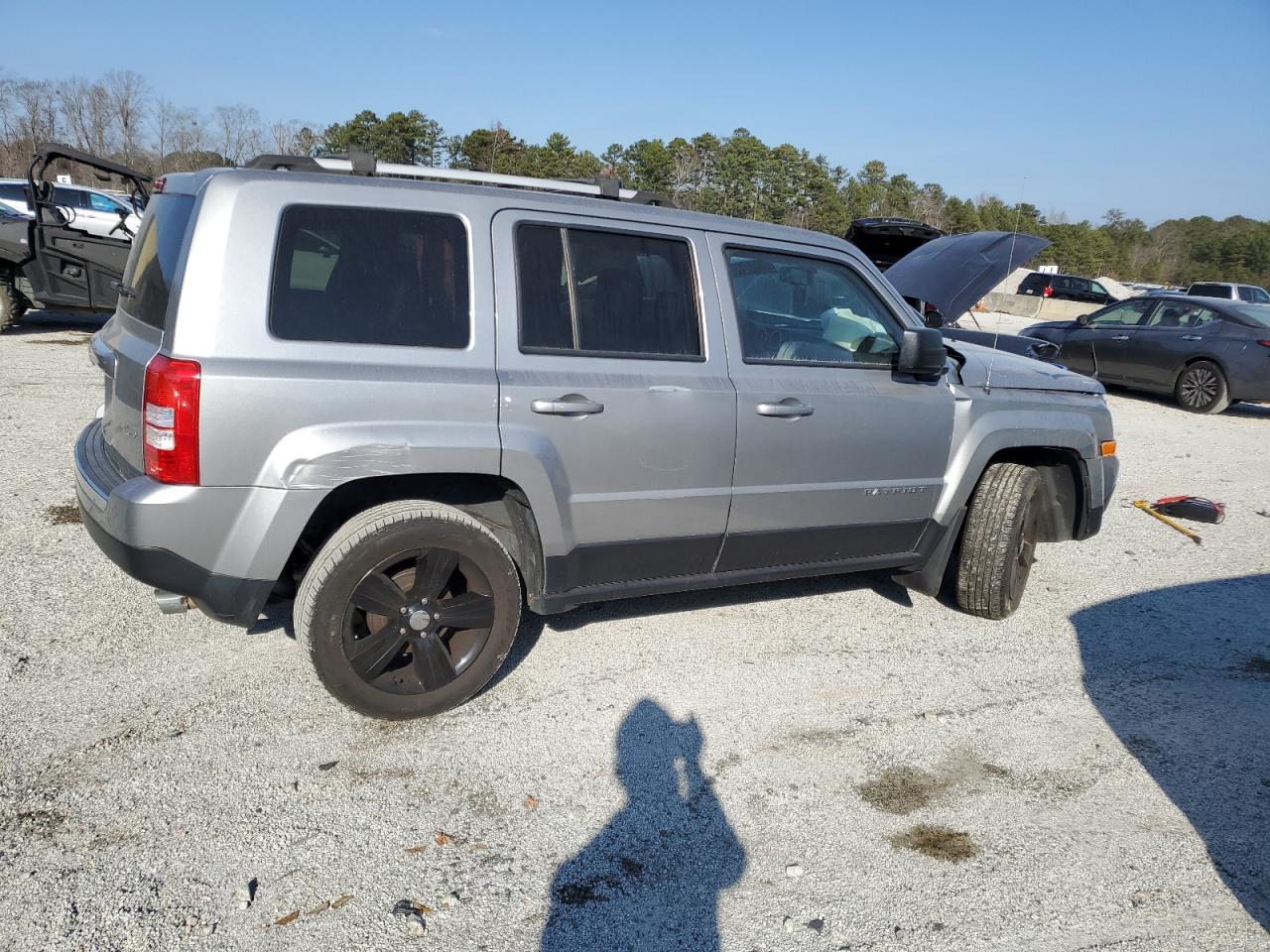 VIN 1C4NJPFA6GD726265 2016 JEEP PATRIOT no.3