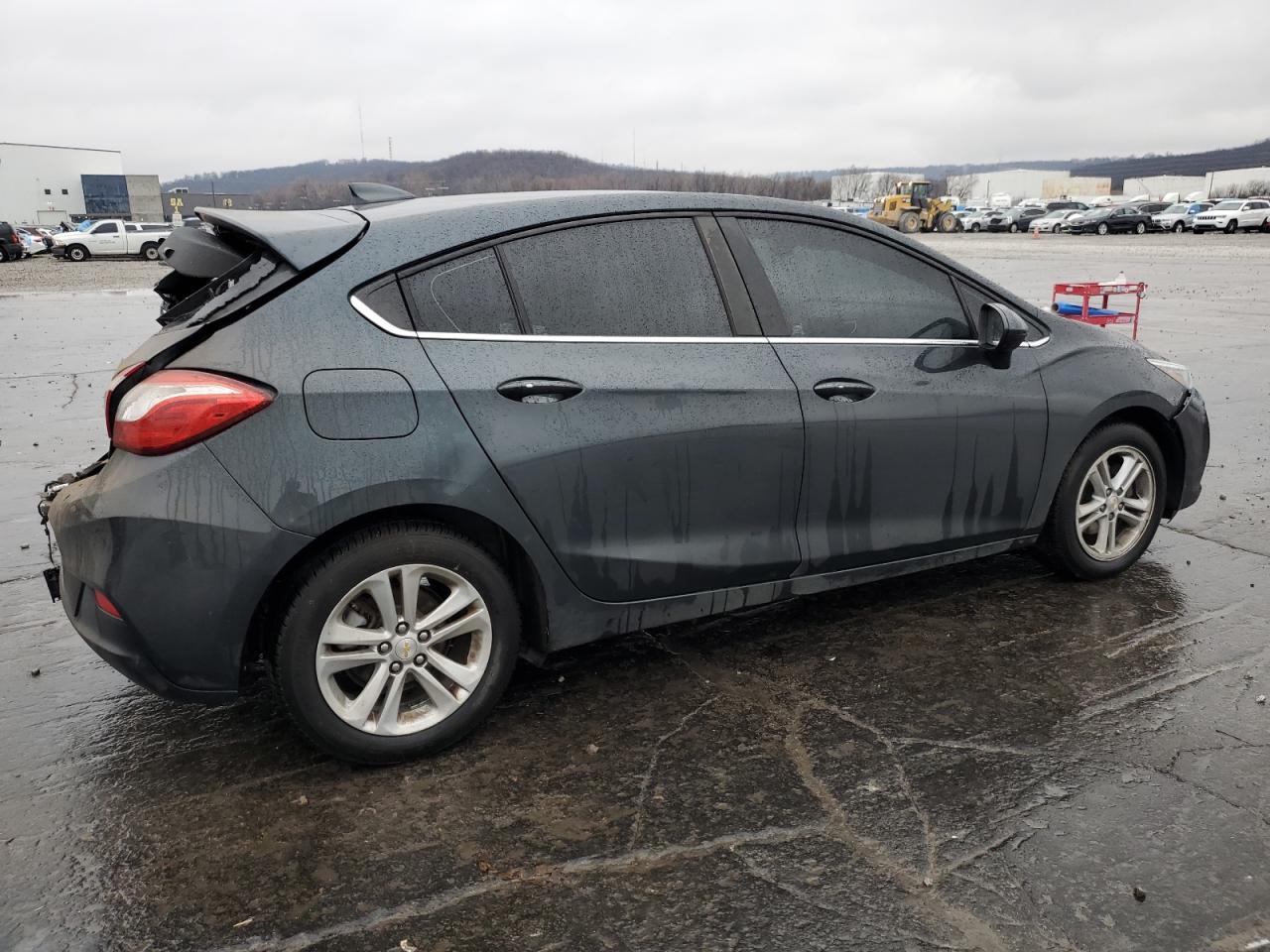 2017 Chevrolet Cruze - Image 3