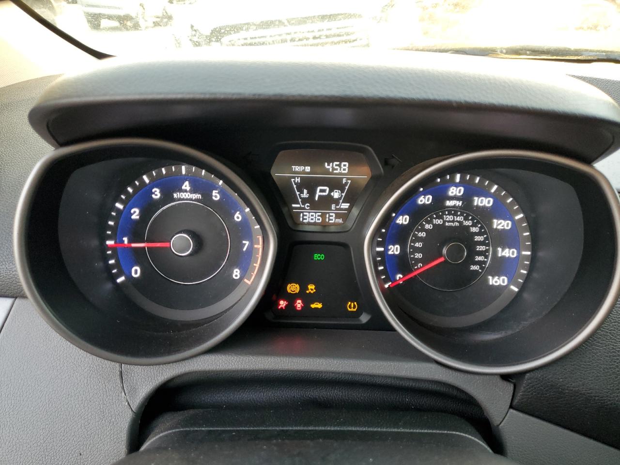 2014 Hyundai Elantra - Image 9