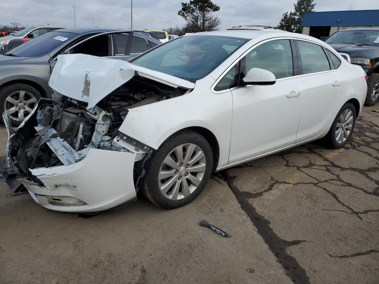 VIN 1G4PP5SK5G4154689 2016 BUICK VERANO no.1