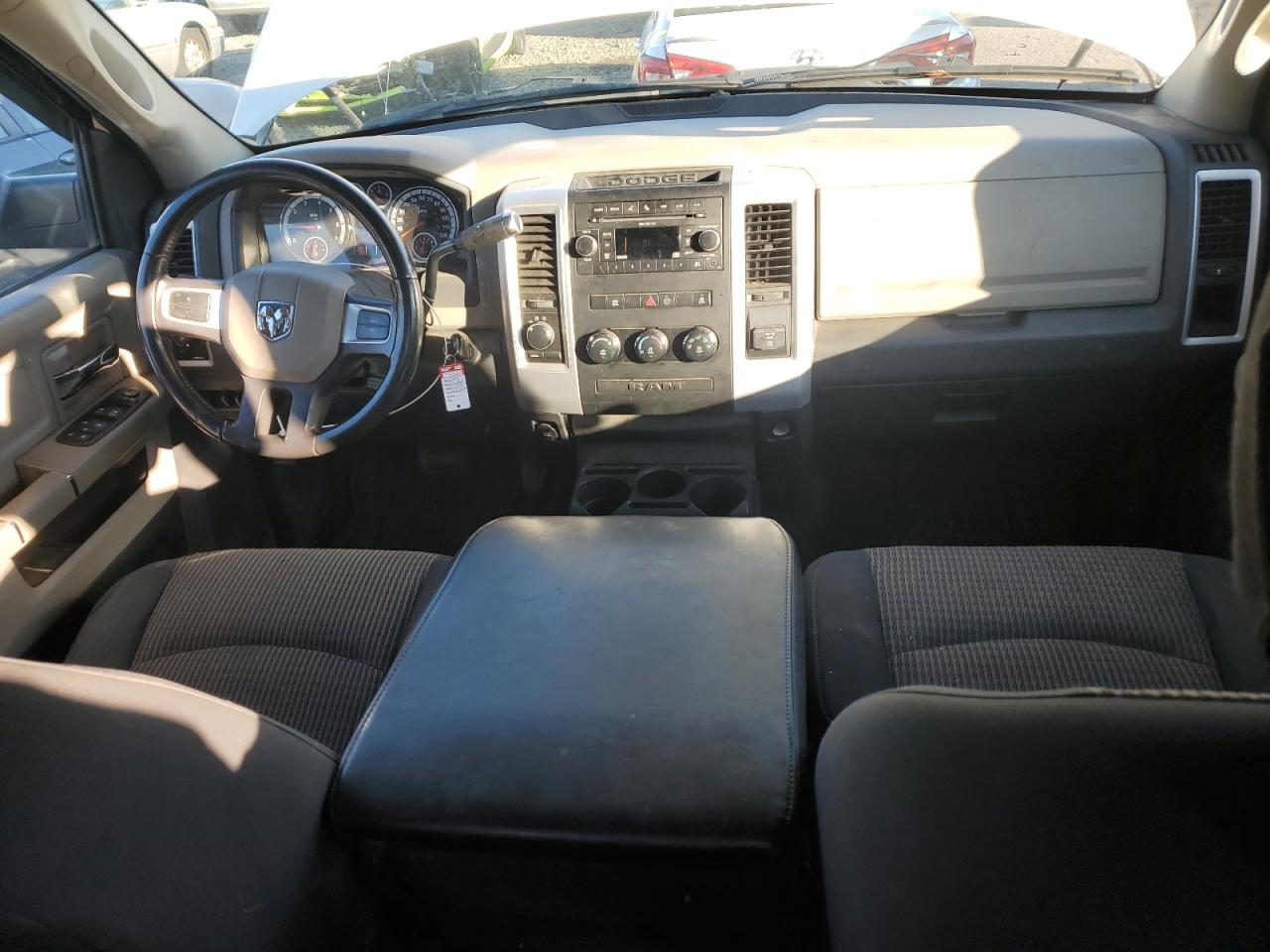 2010 Dodge RAM - Image 8
