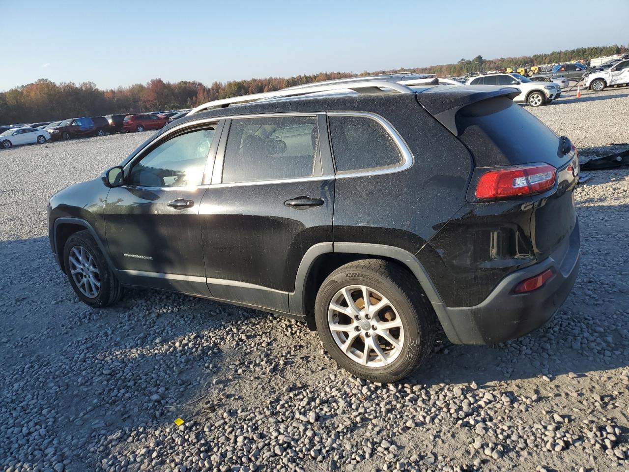 1C4PJLCB7HW559399 2017 JEEP GRAND CHEROKEE - Image 2